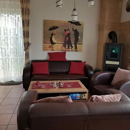 Holiday home Lisa Comfortable *